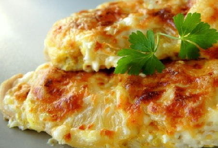 Курица под ананасами