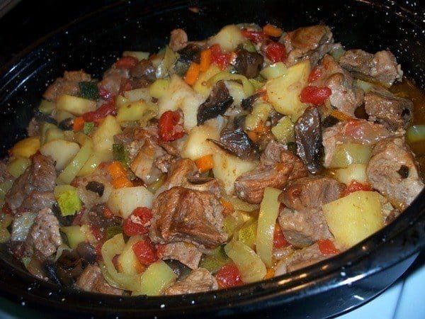 Жаркое с грибами и овощами