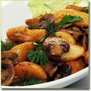 Картошка тушеная с грибами