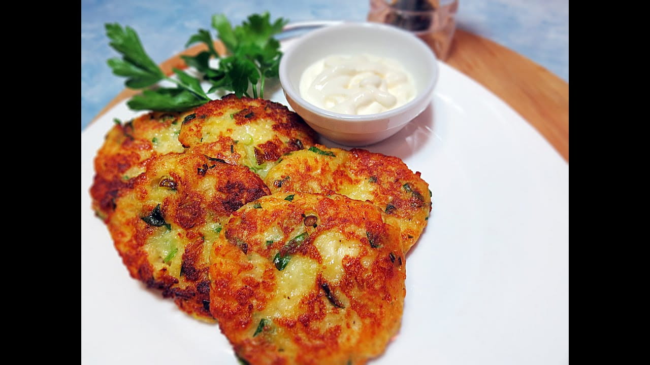 Картофельные оладьи с сыром