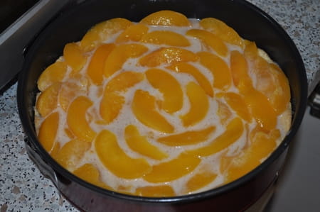 Быстрый пирог с персиками (яблоками, грушами, да и вообще любимыми фруктами)