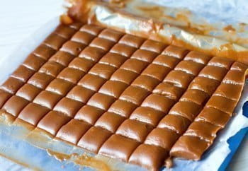 Ириски с шоколадной крошкой