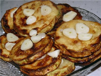 Баклажанное ассорти с кабачками