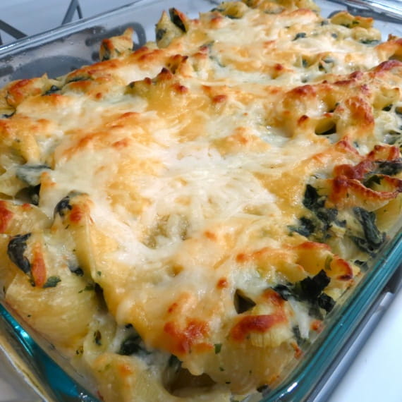 Макароны с сыром, артишоками, шпинатом