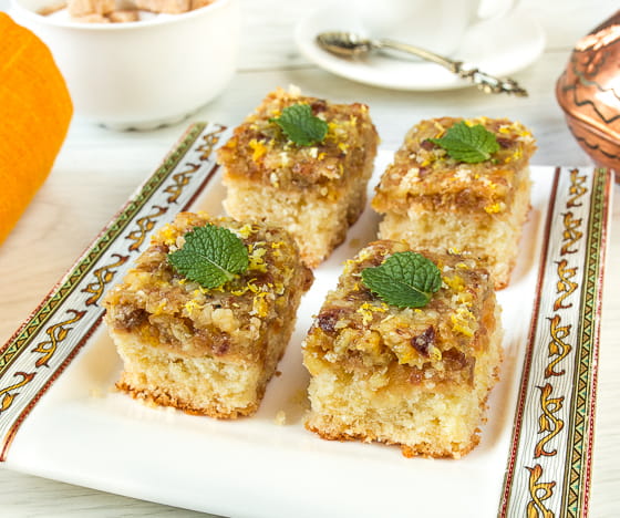 Пирог лимонный с изюмом