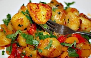 Картошка по-бомбейски (индийская кухня)