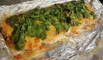Хек, запеченный в медовом соусе