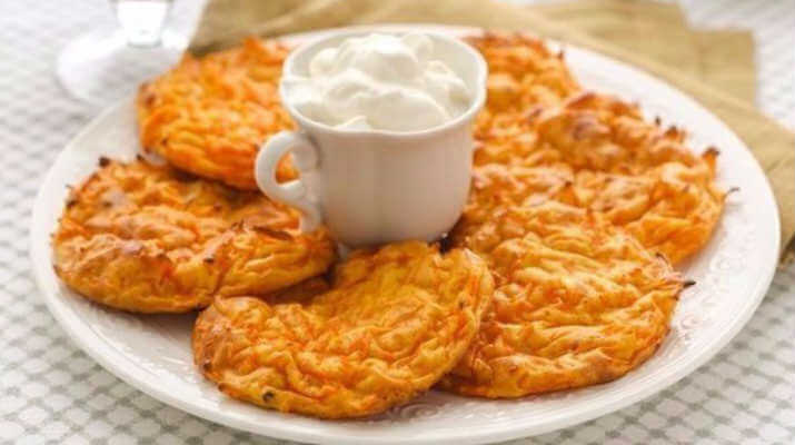 Морковные оладьи