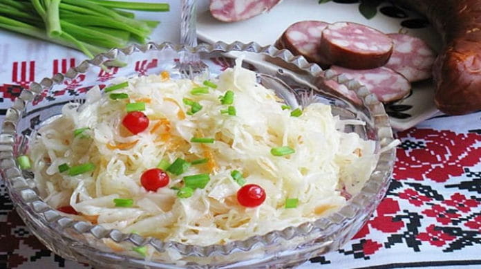 Хрустящая квашеная капуста