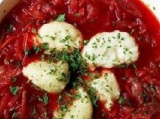 Украинский борщ с галушками