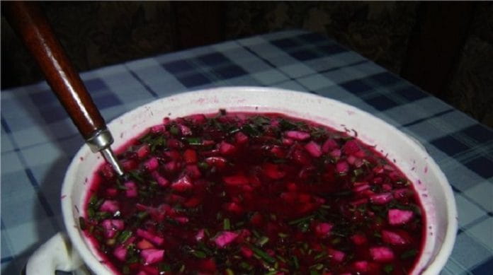 Холодный борщ со свеклой маринованной