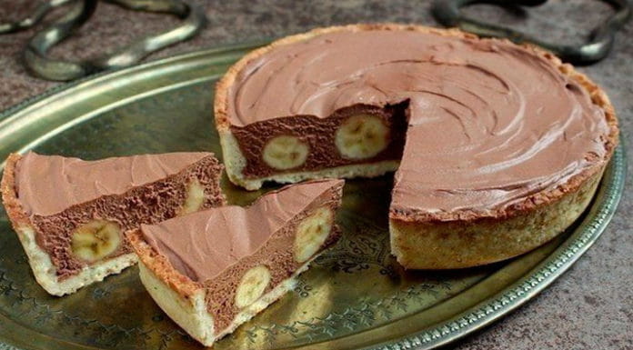 Вкуснейший торт с бананами и шоколадным муссом!