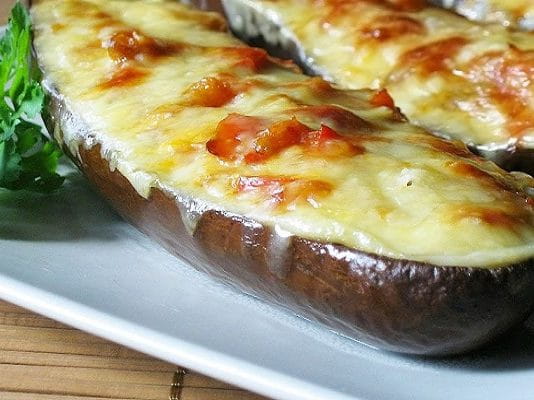 Лодочки из баклажанов