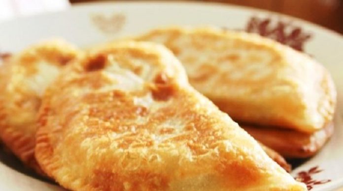 Чебуреки с мясом