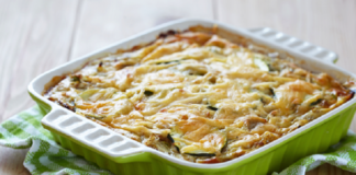 Салат с раковыми шейками