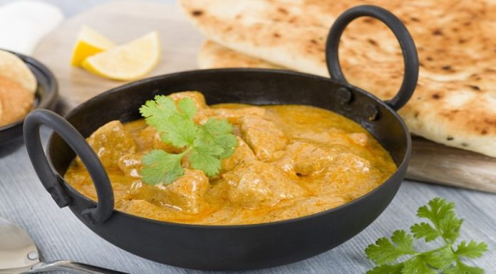 Курица с соусом из грецких орехов