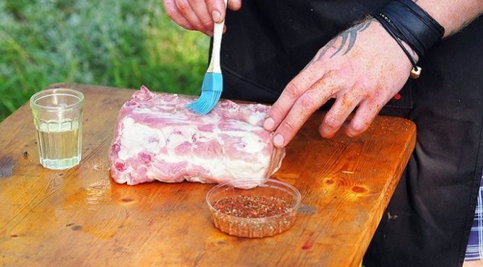Мясо в сухом маринаде