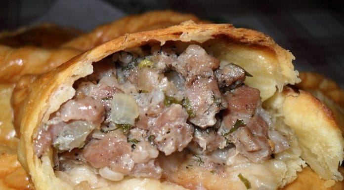 Караимские пирожки с мясом