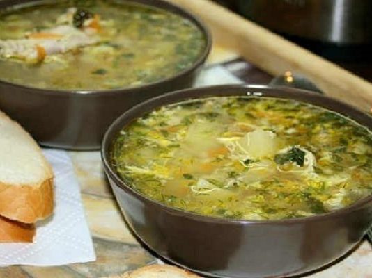 Куриный суп с яйцом