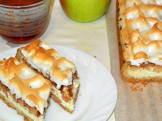 Немецкий яблочный песочный пирог