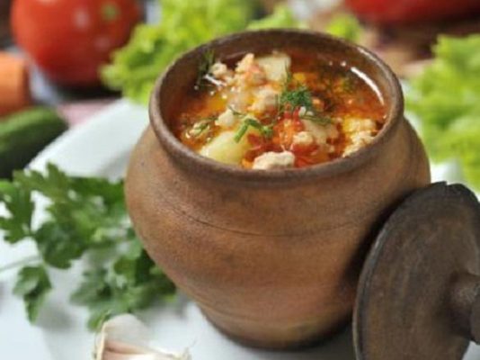 9 отличных блюд в горшочке