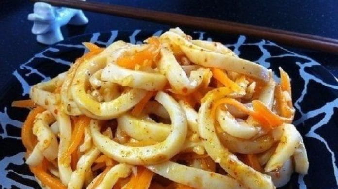 Пикантный кальмар по-корейски