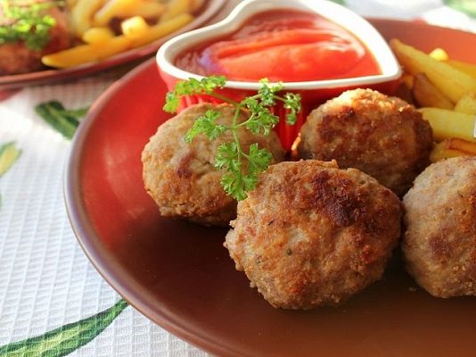 Кефтедес: рецепт изумительных греческих фрикаделек