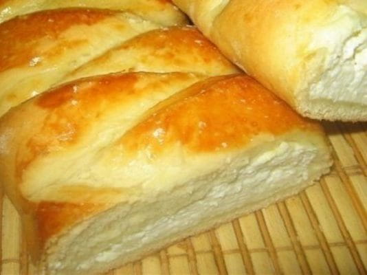Плетенка с творожной начинкой