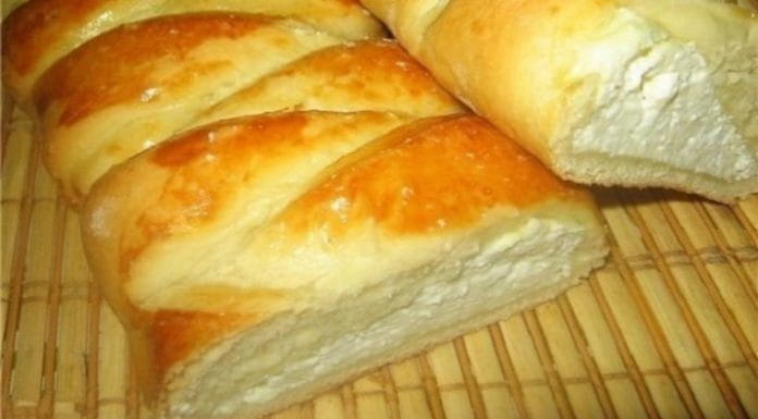 Плетенка с творожной начинкой