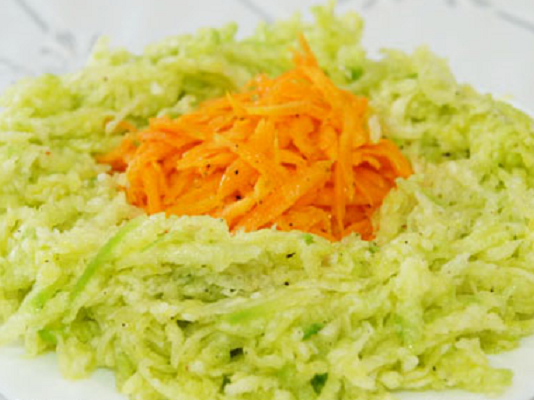 Салат из редьки и моркови