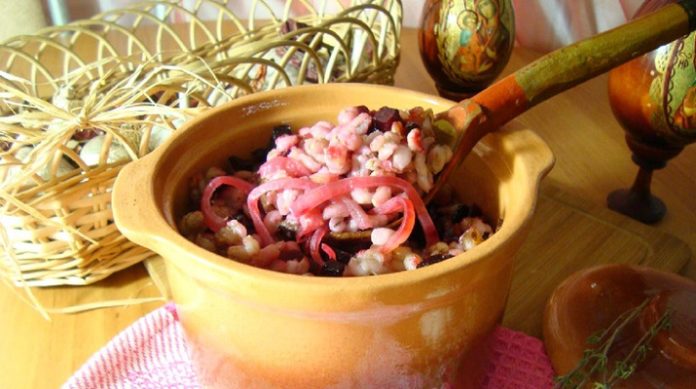 Перловая каша со свёклой