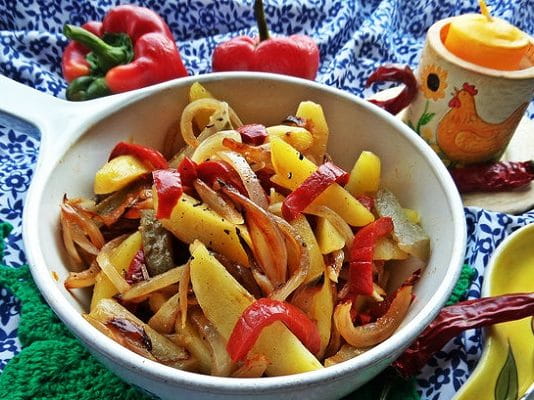 Постный картофельный салат «Деревенский»