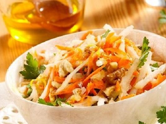 10 рецептов постных салатов и закусок