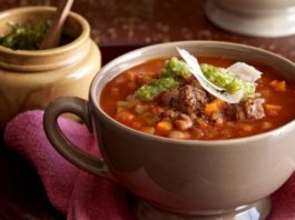 Тыквенный суп с бульоном и крупами
