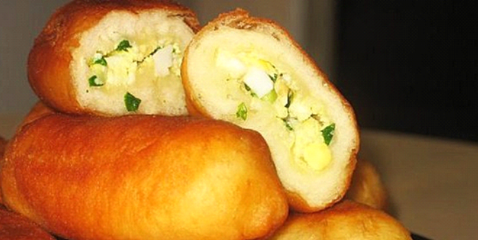 Пирожки с зеленым луком и яйцом