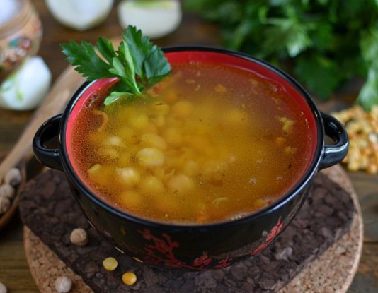 Суп гороховый с копченой грудинкой