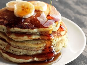 Банановые панкейки