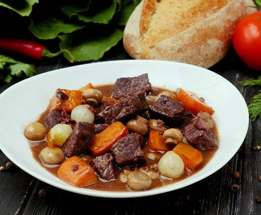 Мясо по-бургундски