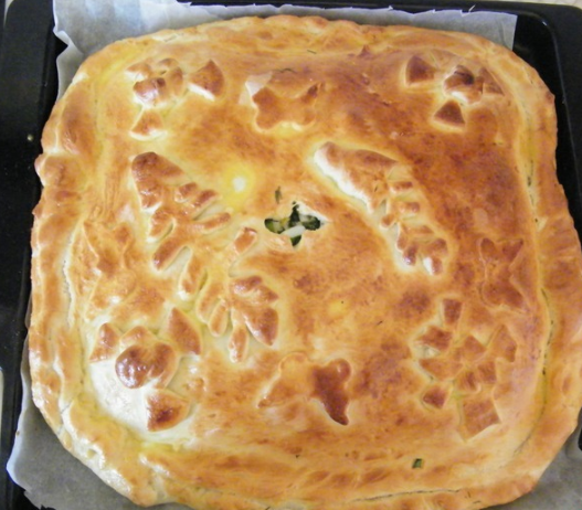 Кулебяка с семгой и рисом