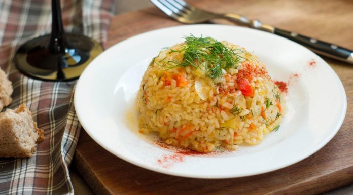 Рис с овощами в мультиварке