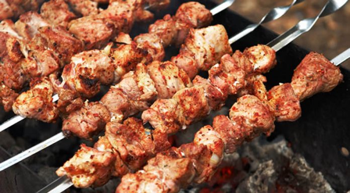 Пикантный свиной шашлычок