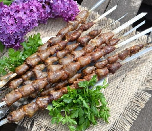 Шашлык из сердечек и печени
