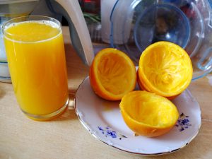Запеченная тушка курицы в маринаде