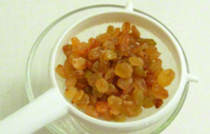 Сырники с изюмом