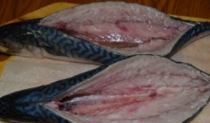 скумбрия лодочки с морковью