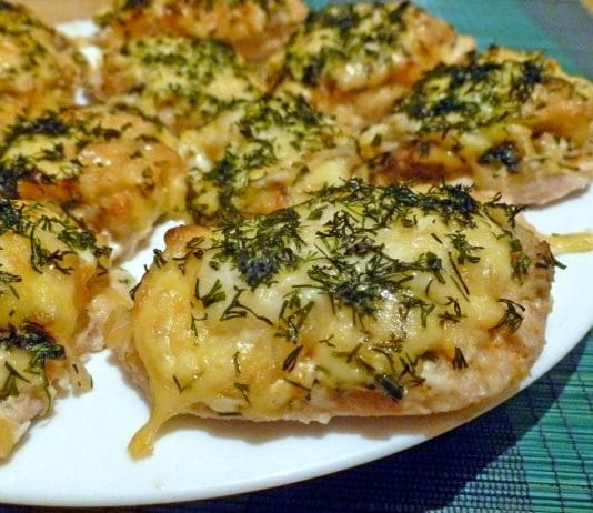 Бутерброды с курицей и грибами