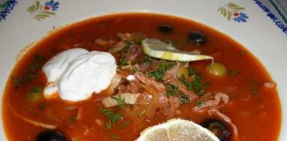 Домашнее мороженое из творога&nbsp;— простой и вкусный десерт