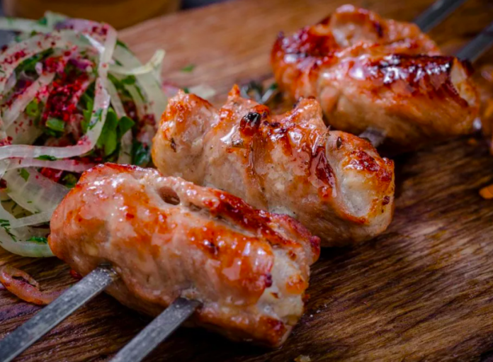 Куриный шашлык из мякоти бедра от шеф-повара