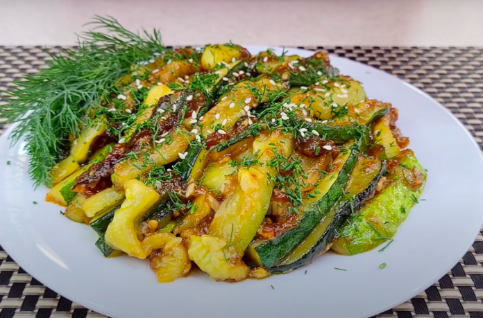 С ТАКИМИ Кабачками и мяса НЕ НАДО! На рецепт трачу всего 5 минут и Действительно вкуснее ЕЩЕ не было.