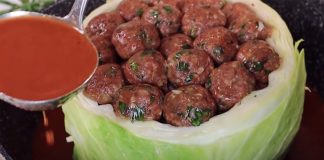 Очень простой пирог с консервированными ананасами